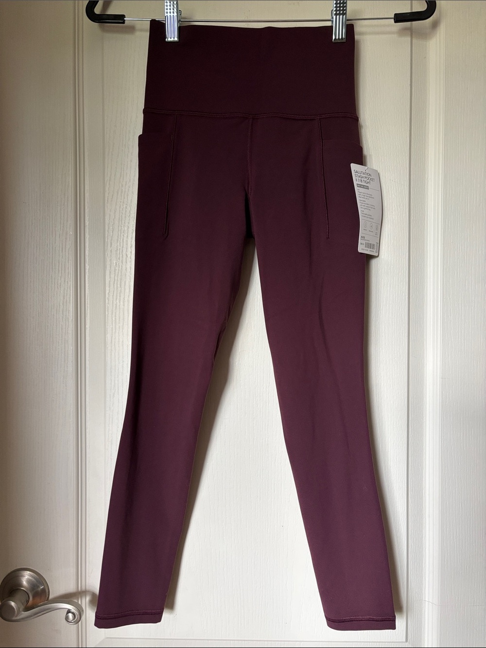 Athleta Salutation Stash Pocket 7/8 Tight NWT Burgundy XXS